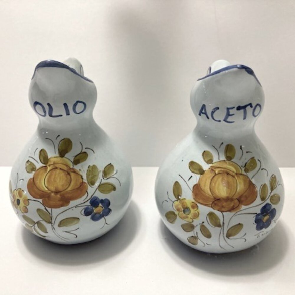 SALE Deruta Italian Pottery Oil & Vinegar Cruets Handpainted